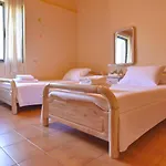 Otzia Bay House, 7 Minutes Walking Distance From The Ioulis