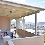 Semesterbostad Otzia Bay House, 7 Minutes Walking Distance From The