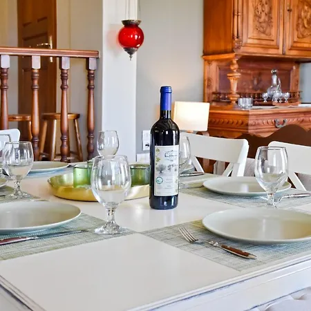 Otzia Bay House, 7 Minutes Walking Distance From The Ioulis