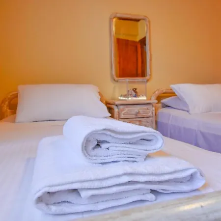 Otzia Bay House, 7 Minutes Walking Distance From The Дом отдыха *